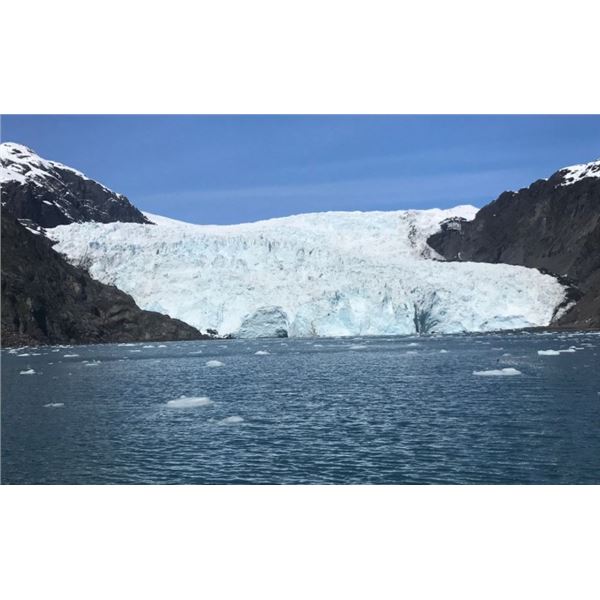 3 day/4 night - Alaskan Fishing for 2 Anglers