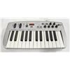 Image 2 : M-AUDIO KEYBOARD CONTROLLER & PORTABLE ORGAN