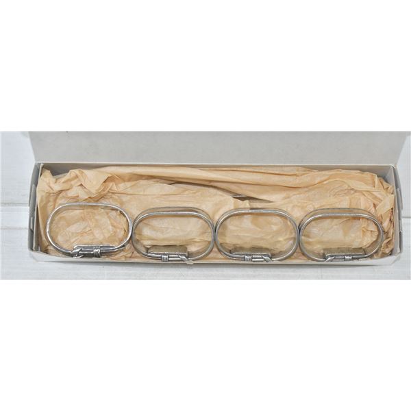 PEWTER EQUESTRAIN BRIDLE THEMED NAPKIN RINGS (8)