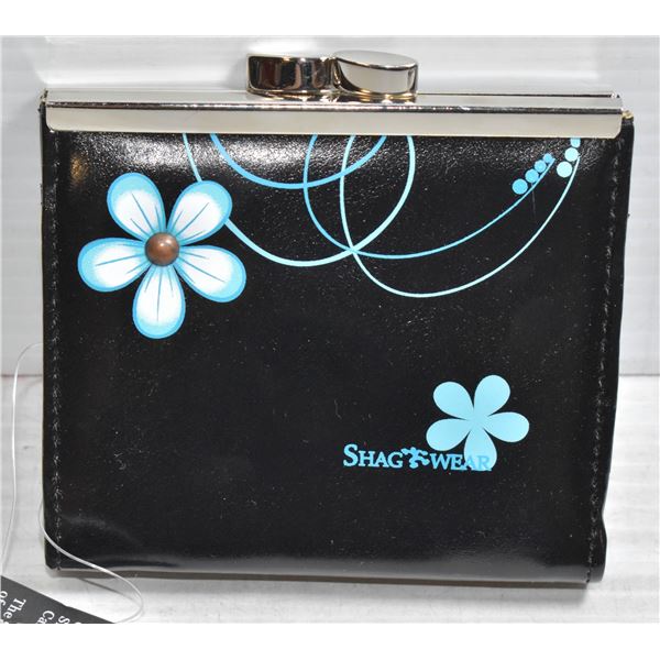 FUNKY FLOWERS CHANGE PURSE BY SHAGWEAR CANADA