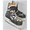 Image 1 : BAUER CHARGER SKATES