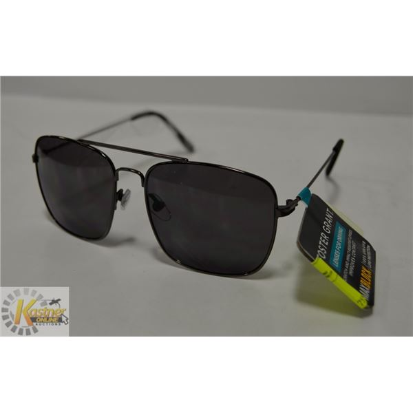 PAIR OF FOSTER GRANT NIGHT DRIVING GLASSES.