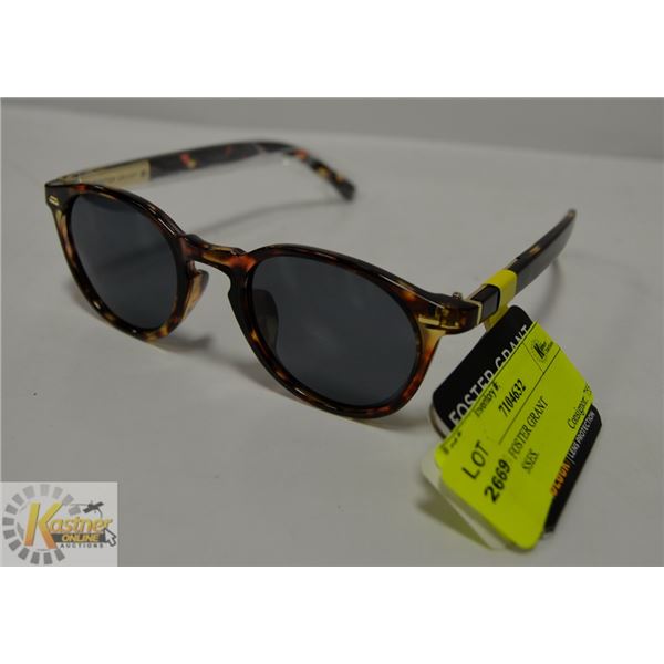 PAIR OF FOSTER GRANT SUNGLASSES.
