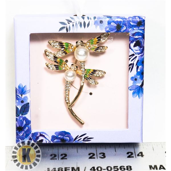 NEW VINTAGE STYLE RHINESTONE/ FAUX PEARL DRAGONFLY