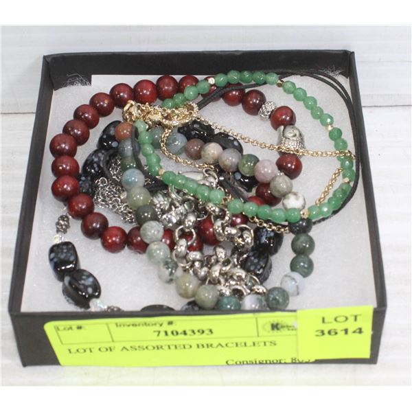 LOT OF ASSORTED BRACELETS