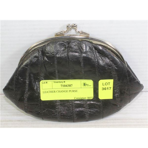 LEATHER CHANGE PURSE