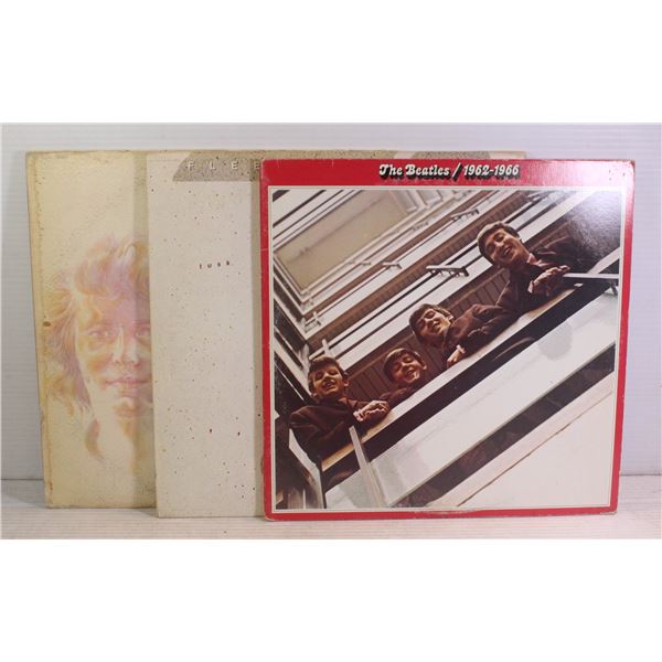 3 RECORDS FLEETWOO MAC TUSK / BREAD / BEATLES