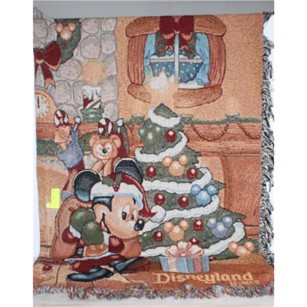 MICKEY MOUSE TAPESTRY THROW