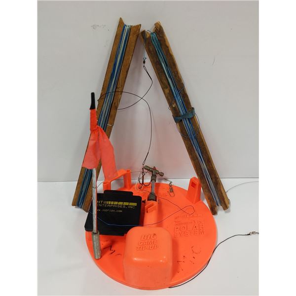 POLARTHERM EXTREME BIG GAME TIP UP SETUP WITH 2 HA