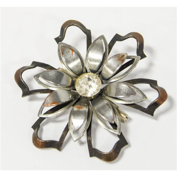 FLORAL/ GEMSTONE ESTATE BROOCH