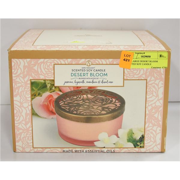 NEW 4 WICK DESERT BLOOM SCENTED SOY CANDLE