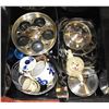 Image 1 : LOT OF ASSORTED POTS AND PANS KITCHENWARE