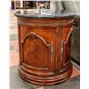 Image 1 : ROUND MAHOGANY ACCENT TABLE W/ STONE TOP