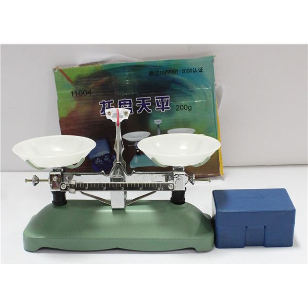 EDUCATION BALANCE GRAM TABLE 200G WEIGHT SET
