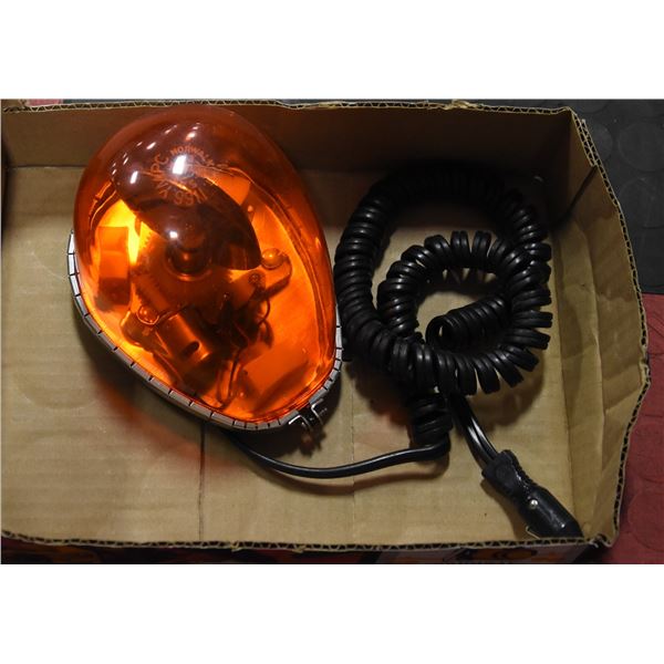 TESTED EMERGENCY LIGHT WITH MAGNETIC BASE