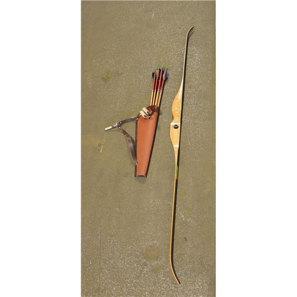 VINTAGE BOW AND ARROWS WITH QUIVER AND HAND GUARD