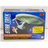 Image 1 : STAR TREK U.S.S. ENTERPRISE 1/1000 SCALE
