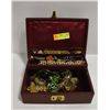 Image 1 : JEWELRY BOX FULL OF JEWELRY