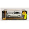 Image 1 : SPECIAL EDITION MERCEDES SLK 230 1/18 SCALE