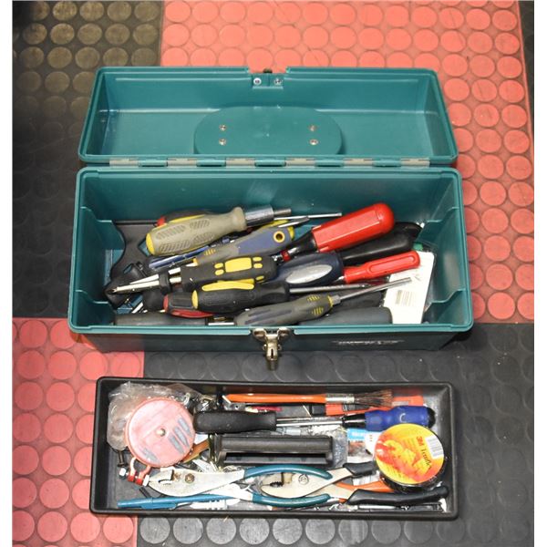 GREEN WATERLOO PLASTIC TOOLBOX W/ CONTENTS