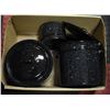 Image 1 : ENAMEL POTS, LARGE & SMALL DOUBLE BOILERS & LIDDED