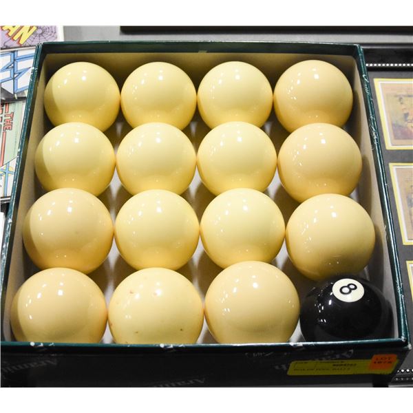 BOX OF POOL BALLS