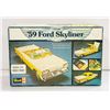 Image 1 : REVELL 59 FORD SKYLINER 1/25 MODEL KIT