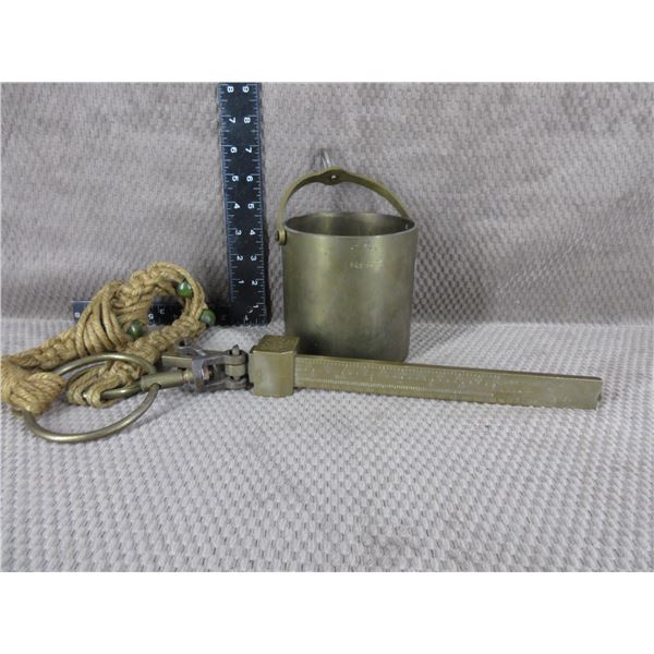 Gurney Hamilton Brass Beam Scale with Brass Pot