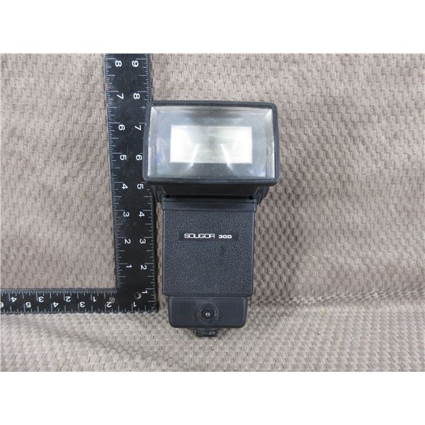 Soligor 30D Flash Gun