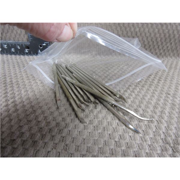 12 - Metal Pics for cleaning (guns or ???)