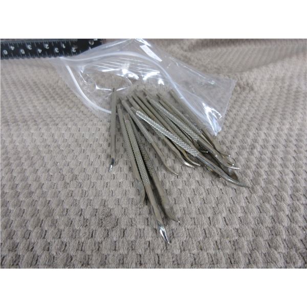 15 - Metal Pics for cleaning (guns or ???)