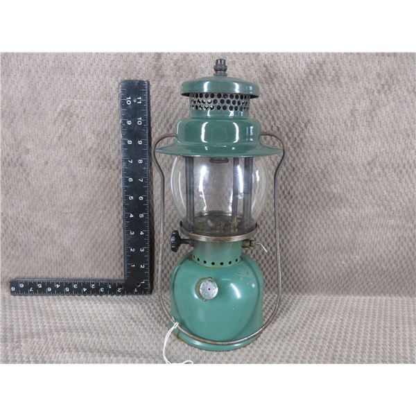 Vintage Coleman Sport-Lite # 2425 Gas Lantern