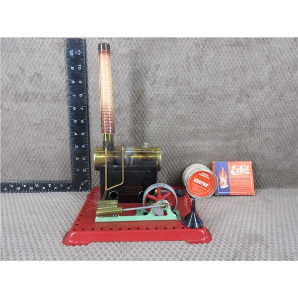 Mamod Toy Steam Engine made in England - 1960's ???