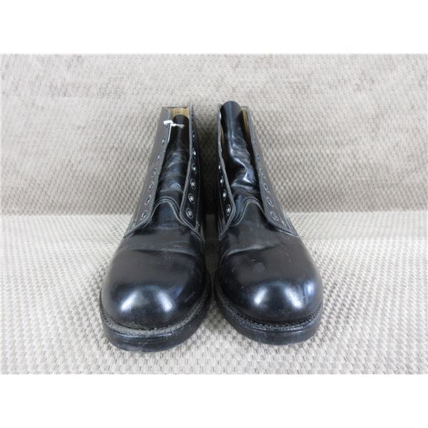 Like New - Biltrite Work Boots Size 9 1/2 E