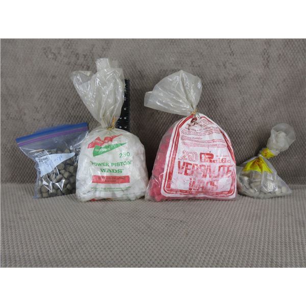 4 Bags of Various 12 Gauge Wads