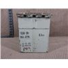 Image 4 : Ammo Can - Outside 11" X 5 3/4" X  7 1/2"
