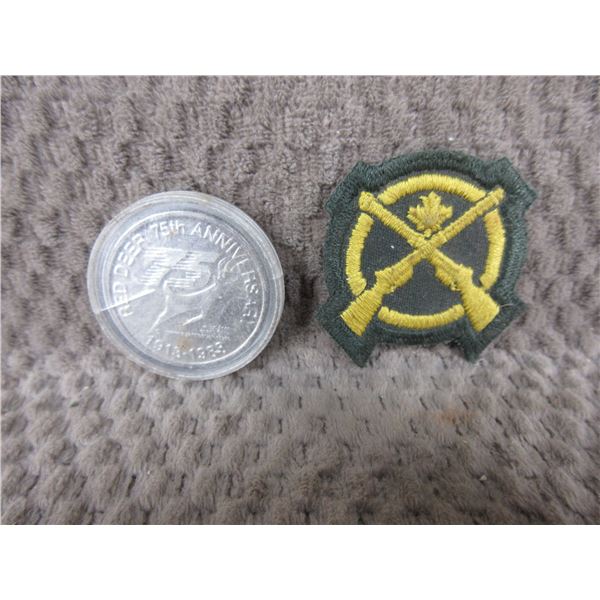 Red Deer Silver Anniversary Dollar & Cross Rilfes Patch