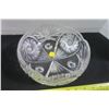 Image 3 : 1 Pinwheel Crystal Bowl