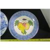 Image 3 : 1 Blue Flower Capilano China Bowl, 1 Apple Bowl
