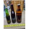 Image 2 : 3 FULL BEER BOTTLES -BAREN, BANKS, DOS EQUIS