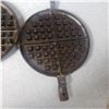 Image 2 : Cast Iron waffle maker (no handles)
