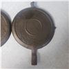 Image 5 : Cast Iron waffle maker (no handles)