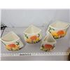 Image 5 : Mushroom Cannister set Arnel's 1974 with tray 4 sections Rare ($250)