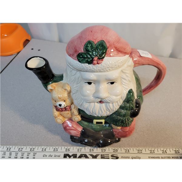Christmas tea pot