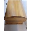 Image 4 : Dove tail round top cedar chest 24"L X 12" H X 12" W