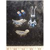 Image 1 : Blue rhinestone earrings and brooches