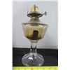 Image 3 : 11" Tall Clear Glass Lantern W / Wick & Buirner