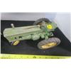 Image 3 : John Deere Cast Metal Tractor/Crawler (Tractor Complete, Crawler Missing Tracks, Broken Mount for Do