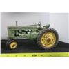 Image 4 : John Deere Cast Metal Tractor/Crawler (Tractor Complete, Crawler Missing Tracks, Broken Mount for Do