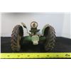 Image 2 : Oliver Tractor, No Front Wheels